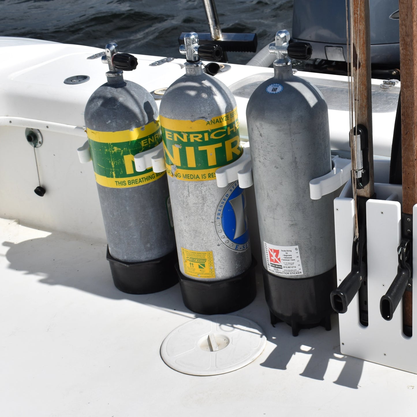 Designed to be used in tandem with the Roll Control Track, Mangrove Marine’s Roll Control Adjustable Dive Tank Holders are expandable and offers the perfect solution for having easy access to your rigged and ready diving rigs while securing your tanks vertically against the side of your boat or truck. Expandable.